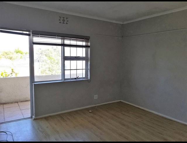 2 BEDROOM PROPERTY TO RENT IN RONDEBOSCH